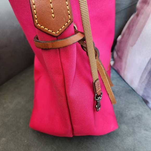 Dooney & Bourke Pink shoulder bag - Picture 7 of 8